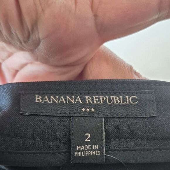 Banana Republic Classic Black A-Line Skirt - Picture 6 of 16